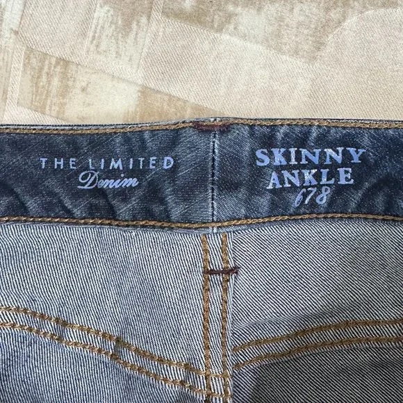 The Limited Skinny Ankle 678 Jeans Size 0 - Picture 3 of 4